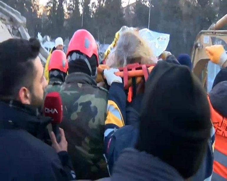 Kahramanmaraşta otel enkazından 52 saat sonra yaralı kurtarıldı