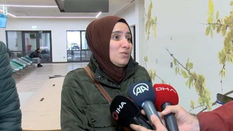 Adıyamanda 45 saat sonra enkazdan çıkarılan aile İstanbulda tedavi altına alındı