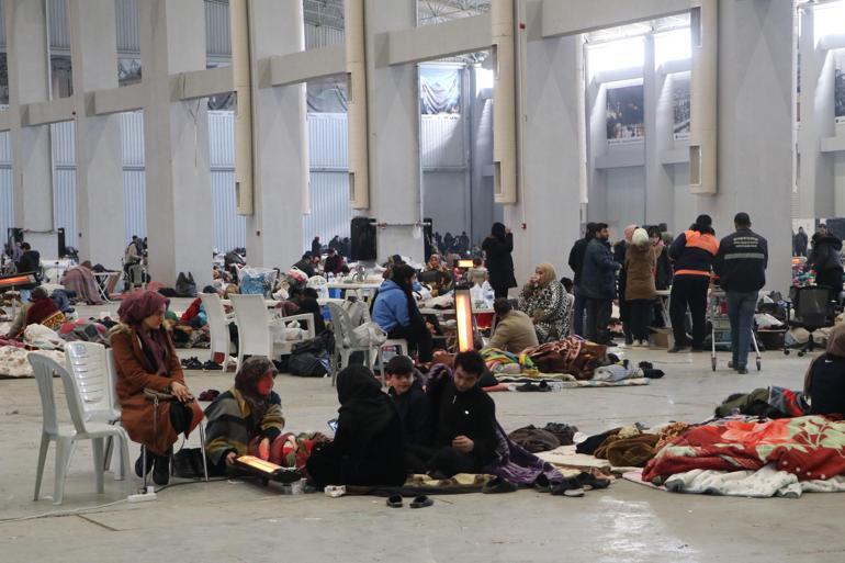 Balıklıgöl’ün suyu, deprem sonrası çamur rengine döndü