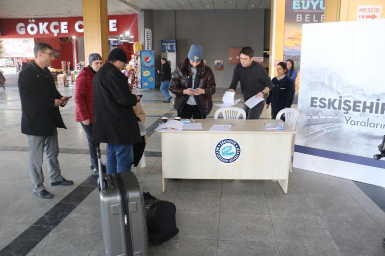 Afet bölgelerinden ayrılan depremzedeler, Eskişehir’e ulaştı