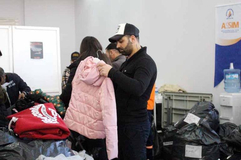 Antalyaya gelen depremzedeler için Ücretsiz Mağaza açıldı