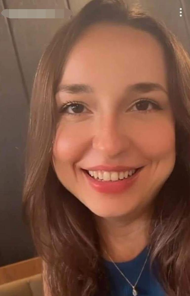 Yıkılan rezidansta hayatını kaybeden Betül öğretmen, toprağa verildi