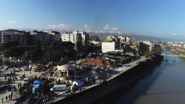 Depremin büyük yıkıma yol açtığı Hatay, havadan görüntülendi