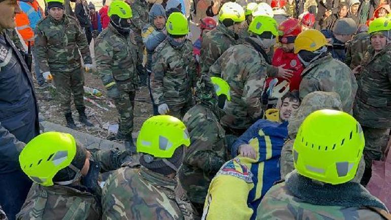Azerbaycan’dan 200 çadır, 183 ısıtıcı içeren insani yardım yola çıktı