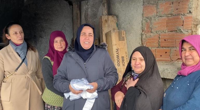 Taş fırınlarda, depremzedeler için ekşi maya ekmeği pişirdiler