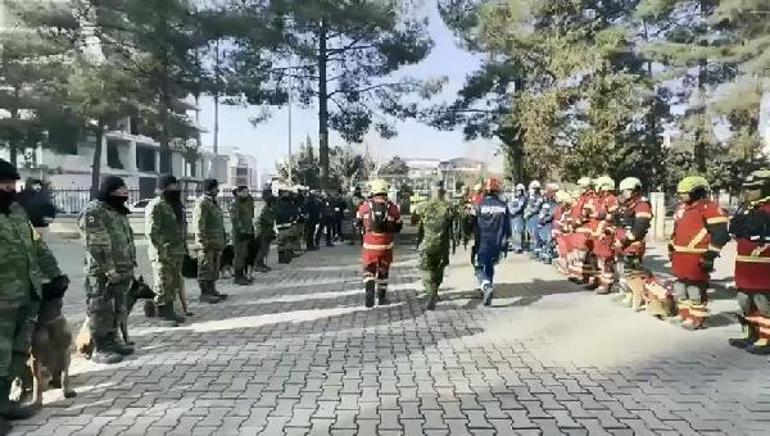 Arama kurtarma köpekleri nasıl eğitiliyor