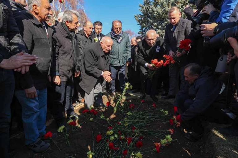 Deniz Baykal, son yolculuğuna uğurlandı