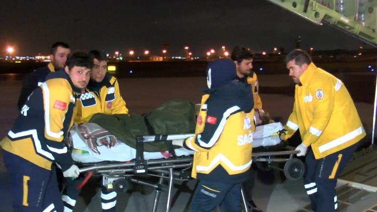 Tedavi için 5 depremzede daha İstanbula getirildi