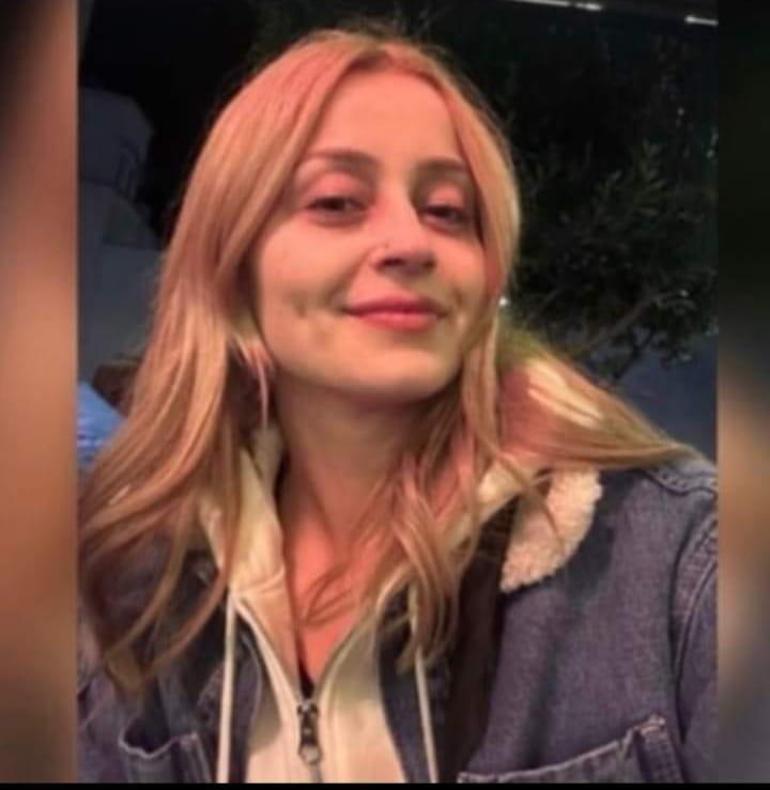 Depremde hayatını kaybeden voleybolcu Gözde Öztürk, Orduda toprağa verildi