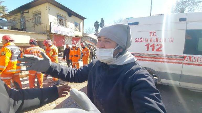 17 yaşındaki Aleyna, 248 saat sonra enkazdan çıkarıldı