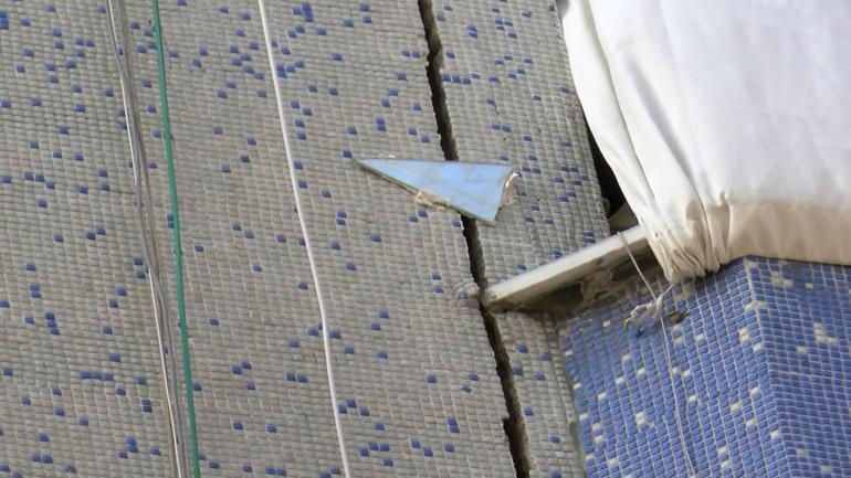 Esenlerde inşaat çalışması sırasında hasar oluşan binalar mühürlendi