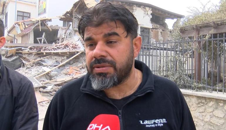 Dünyanın aydınlatılan ilk caddesindeki tarihi yapılara bakanlık uyarı tabelaları astı