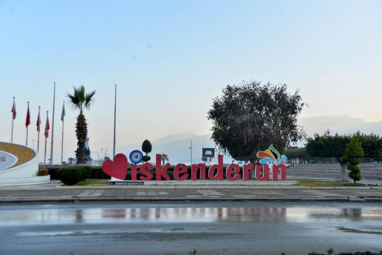 İskenderun, depremlerin ardından sessiz