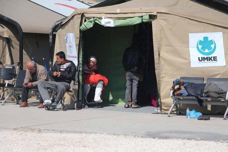 Bakan Koca: Hatayda 95 yoğun bakım hastası şehir dışına sevk edildi