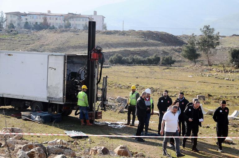 TOKİ Başkanı Bulut: Konutlar fay hattına 500 metre uzakta yapılacak