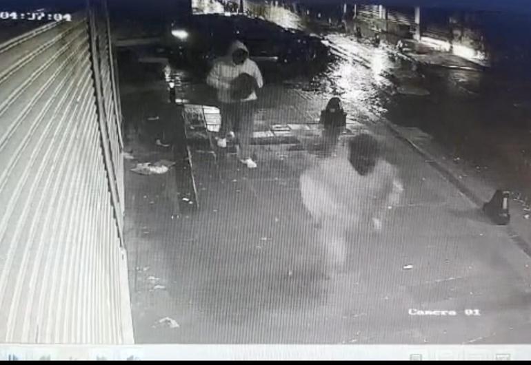 Kar maskeli hırsızlardan biri yakalandı