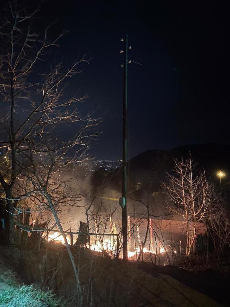 Sapancada bungalov yangını; Doğukan ve Aleyna öldü