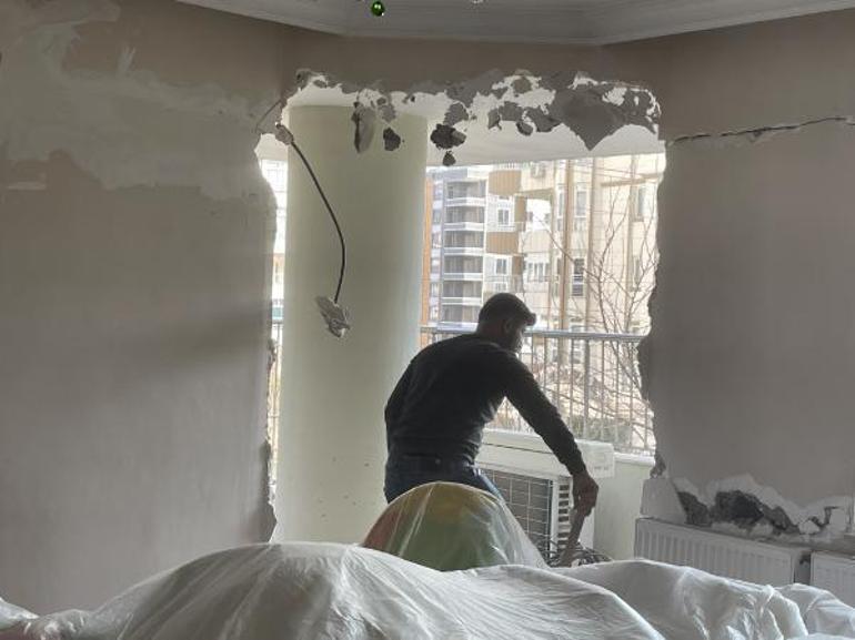 Şanlıurfada bir yandan kontrollü yıkım, bir yandan eşya kurtarma telaşı