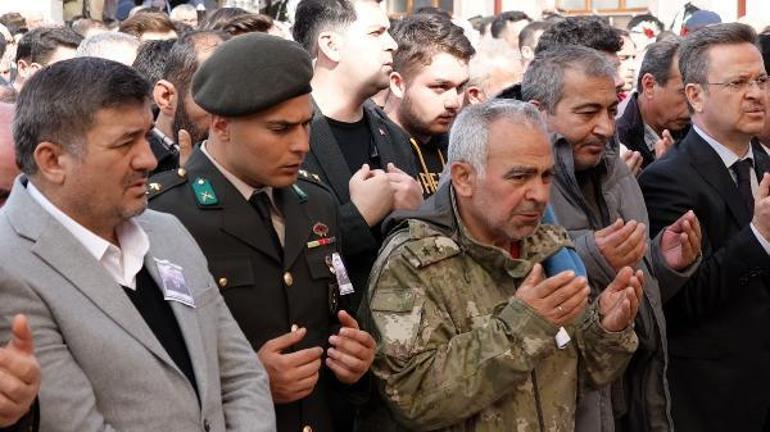 Rönesans Rezidansta hayatını kaybeden üsteğmen için Giresunda tören