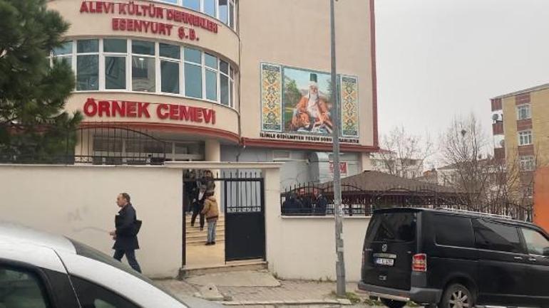 Sapancada bungalov yangınında hayatını kaybedenler İstanbulda toprağa verildi