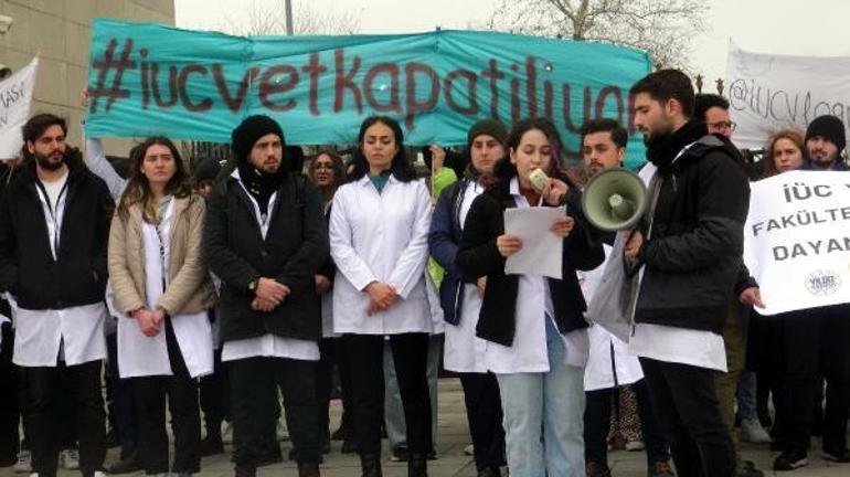 Veteriner Fakültesi öğrencileri hayvan hastanesi için eylem yaptı