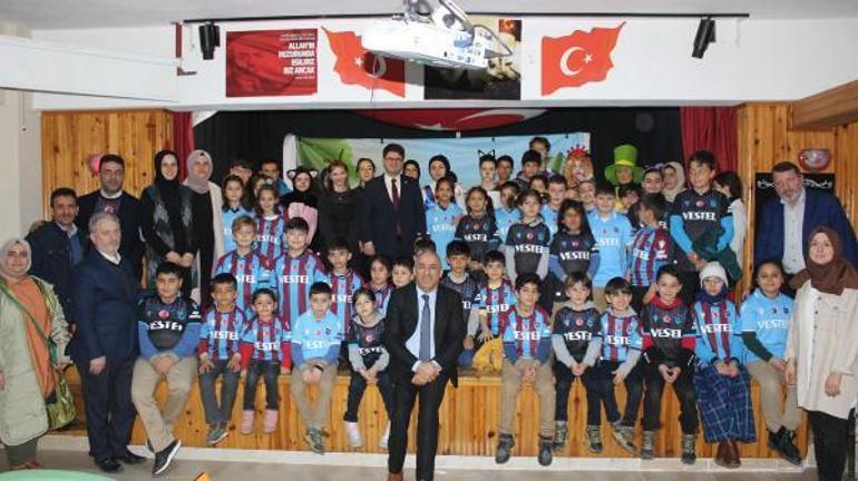 Trabzonspor Asbaşkanı Doğan’dan öğrencilere 11 bin 461 forma