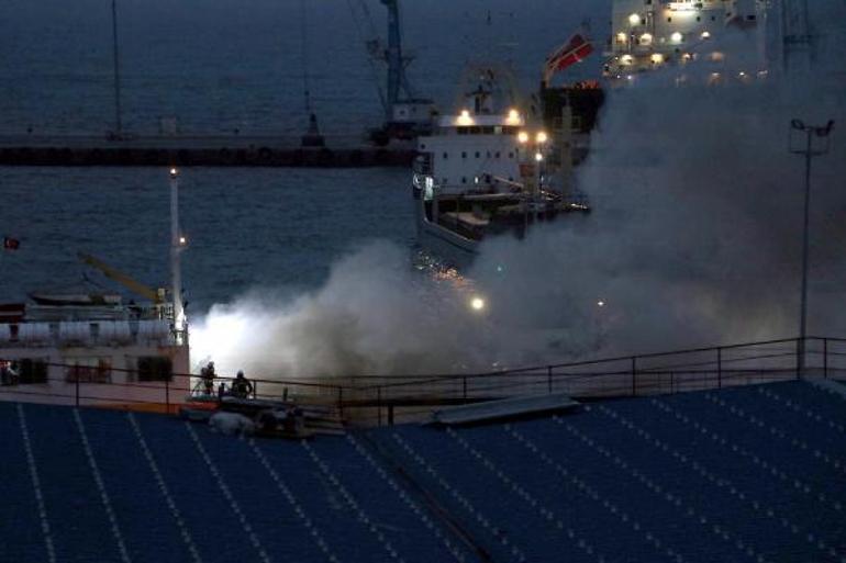 Marmara Denizinde feribot yangını; 30 yolcu dumandan etkilendi