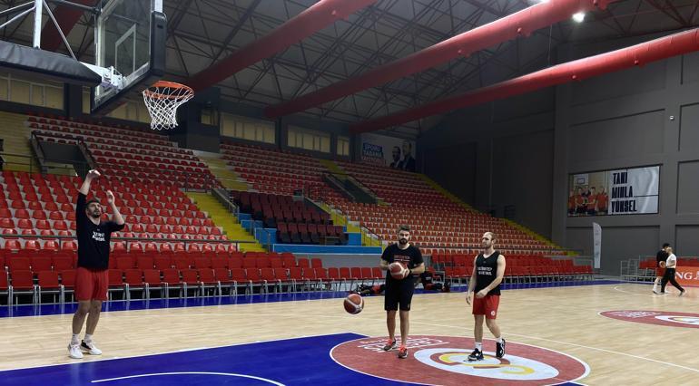 Depremden İstanbul deplasmanı sayesinde kurtulan Gaziantep Basketbolda hedef Avrupa kupası