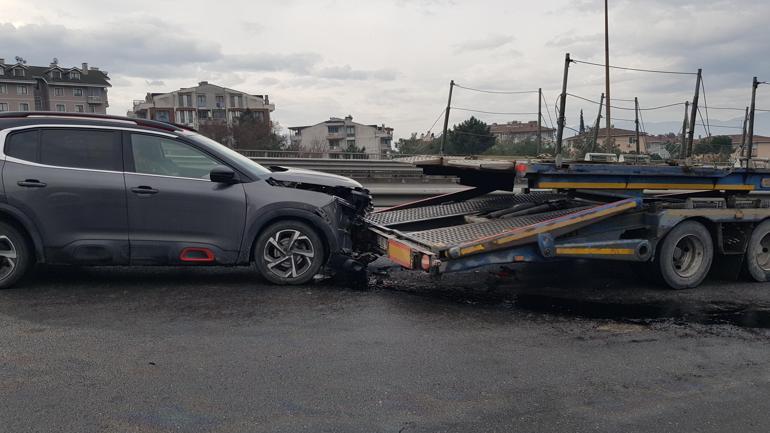 TEMde 23 araç birbirine girdi; İstanbul yönü kapandı