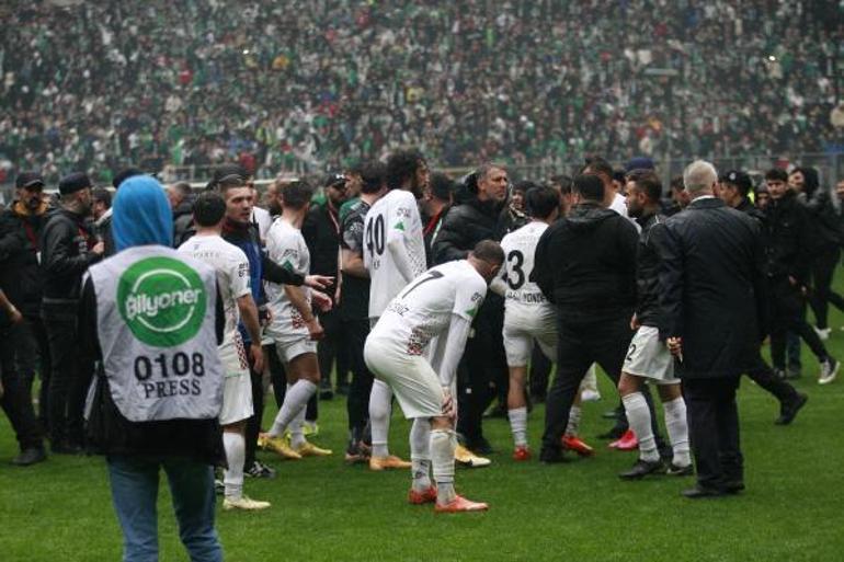 Bursaspor - Amedspor maçı öncesi futbolcular arasında arbede çıktı