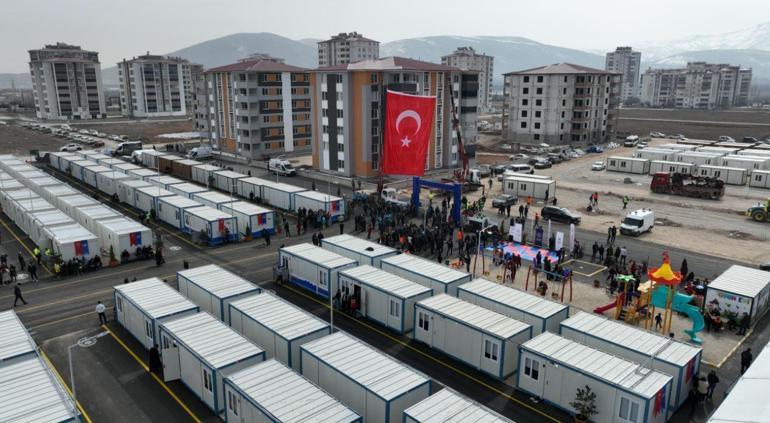 Başkan Zorluoğlu: Kahramanmanaşta konteyner kent tamamlanıyor