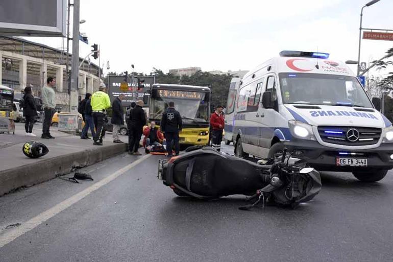 Beşiktaşta İETT otobüsü kırmızı ışıkta geçen motosiklete çarptı