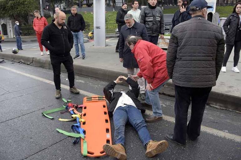 Beşiktaşta İETT otobüsü kırmızı ışıkta geçen motosiklete çarptı