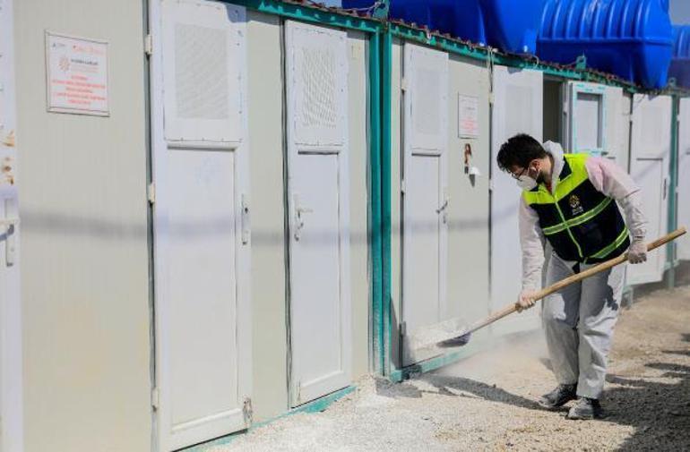 Hatayda sivrisineklere karşı ilaçlama