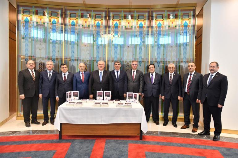 Yargıtay Başkanı Akarca, Hukuk Rehberinin tanıtımına katıldı