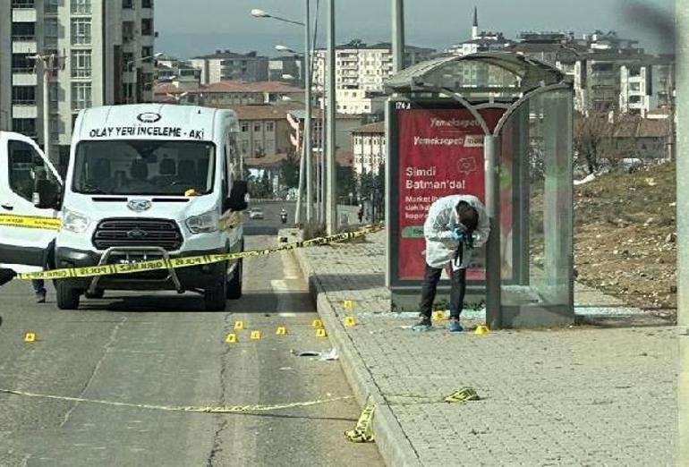 Eşini, velayet davasına kızıp öldürmüş