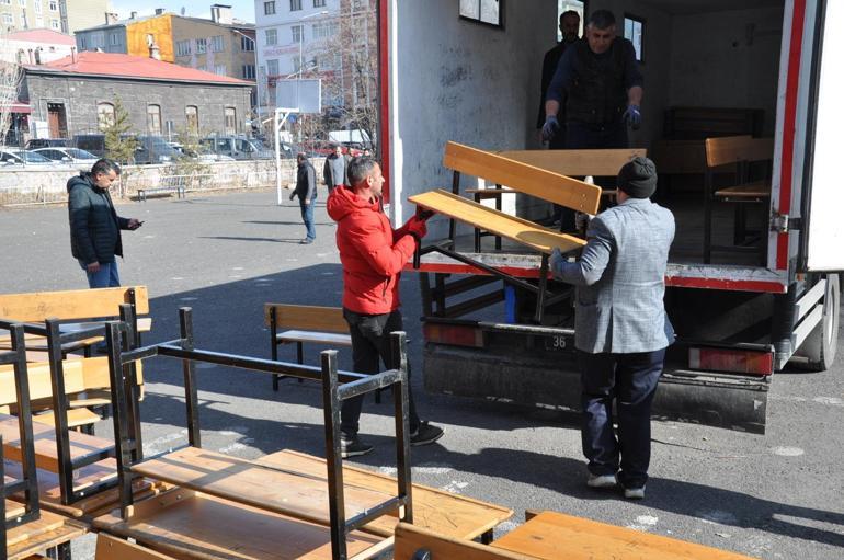 Karsta depreme dayanıksız olduğu tespit edilen ortaokulda son ders