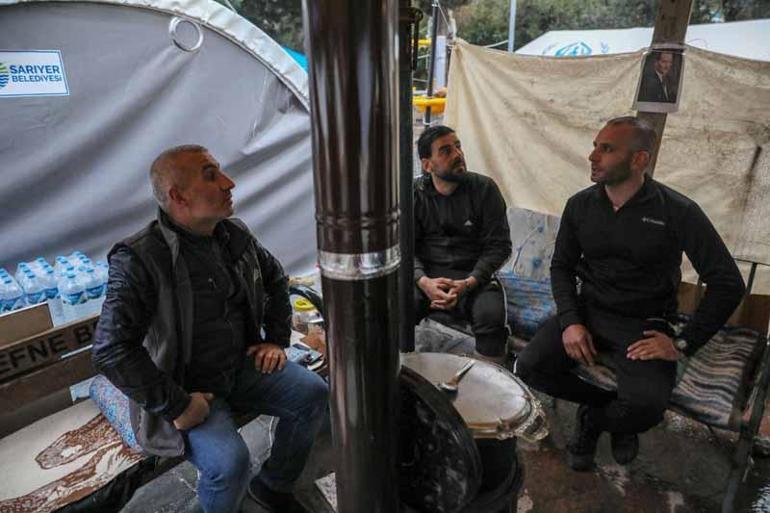 1999 depremini yaşadı, gittiği Hatayda depremzedelerin Serkan Ağabeyi oldu