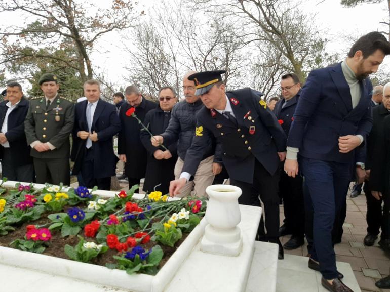 Çanakkale Savaşları kahramanı Seyit Onbaşı, mezarı başında anıldı