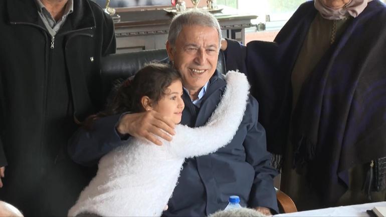 Bakan Akar: Mehmetçik son 2,5 ayda 306 teröristi etkisiz hale getirdi