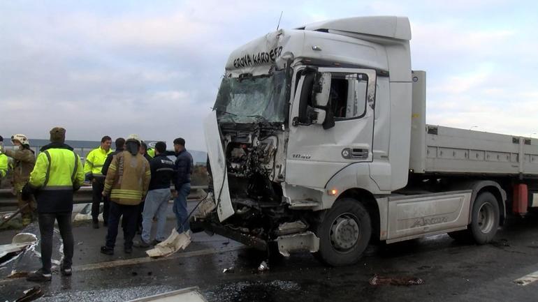 Tuzlada TIR, yol bakım aracı ve İETT otobüsüne çarptı: 2 ölü, 2 yaralı