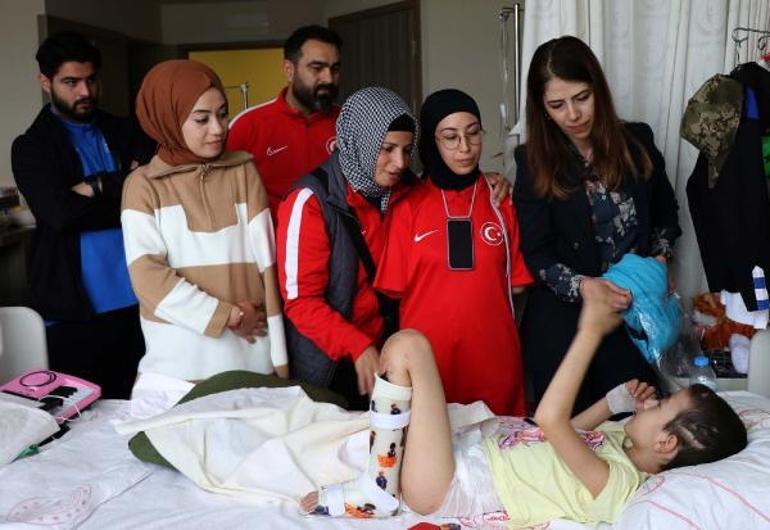 Ampute Milli Takımı sporcularından, depremzede çocuklara moral ziyareti