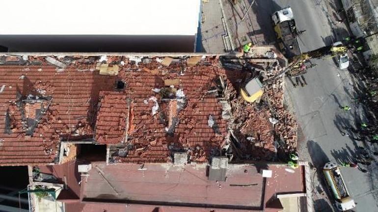 Sosyal medyada çok konuşulan Bağcılar’daki binanın yıkımına başlandı