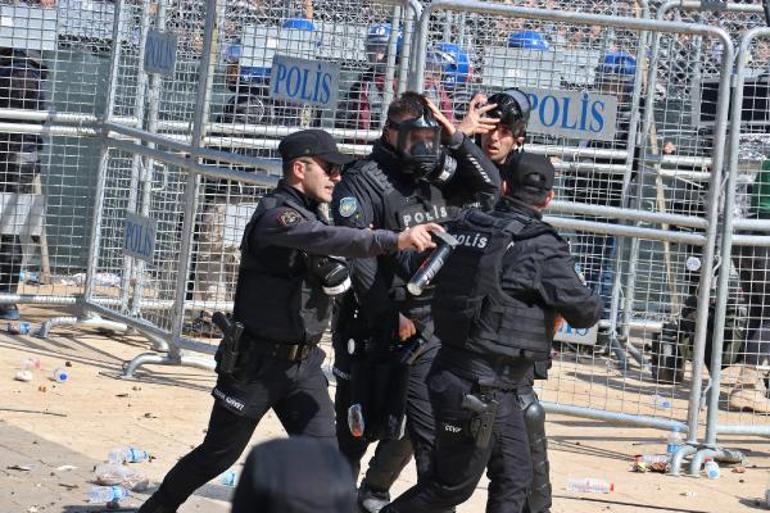 Diyarbakırda nevruz kutlamasında olay; 5 polis yaralandı, 19 gözaltı
