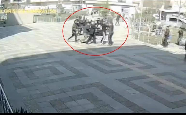 Batmanda adliye önünde kavga kamerada