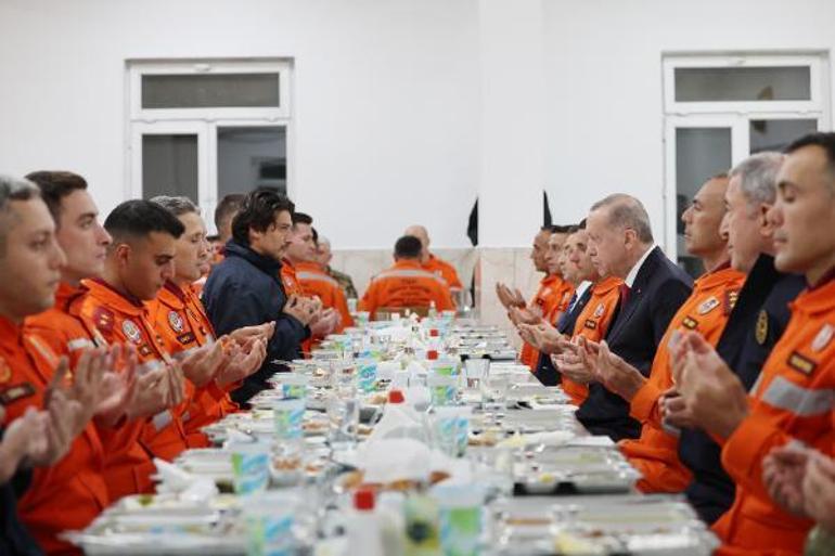 Cumhurbaşkanı Erdoğan: Nerede bir terörist varsa tepesine biniyoruz