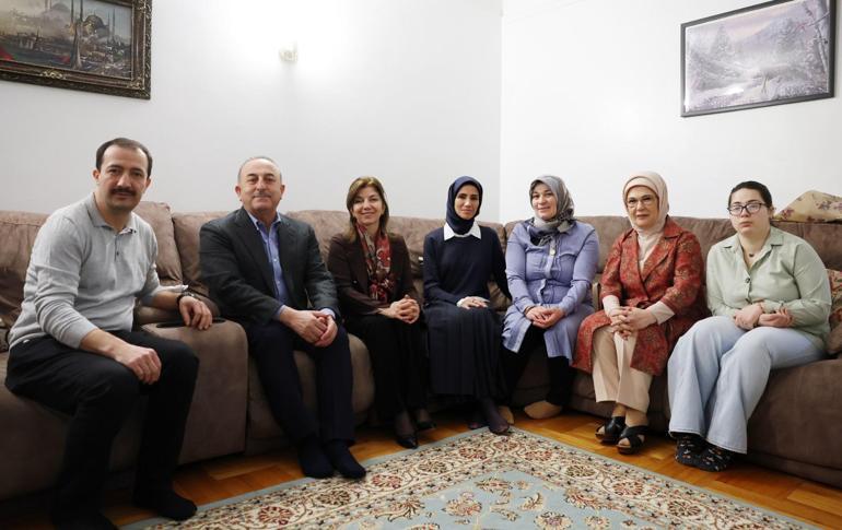 Emine Erdoğan, New Yorkta Türk ailenin evinde iftar yaptı