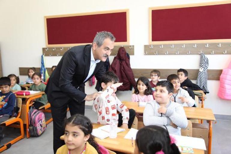 Bakan Özer: 129 bin öğrencimize LGS, YKS hazırlanma desteği sağlıyoruz