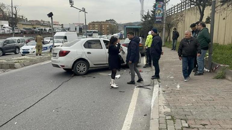 Üsküdar’da otomobil takla attı: 1 yaralı