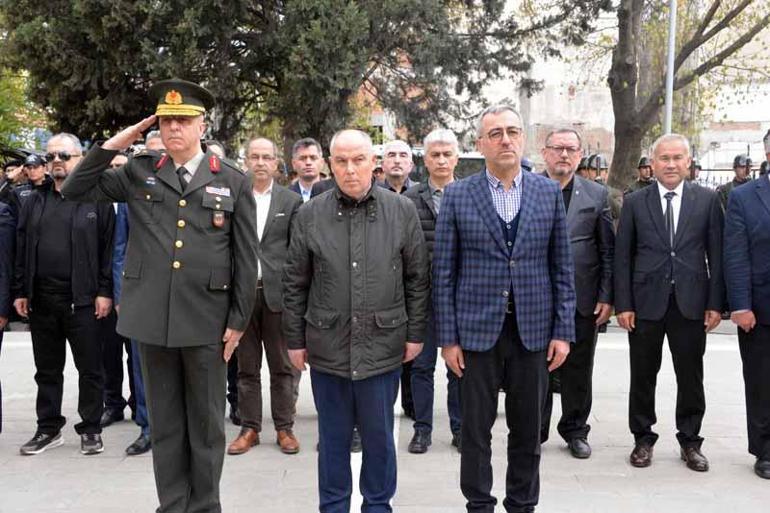 Kahramanmaraşa İstiklal Madalyası verilişinin 98inci yılında buruk kutlama